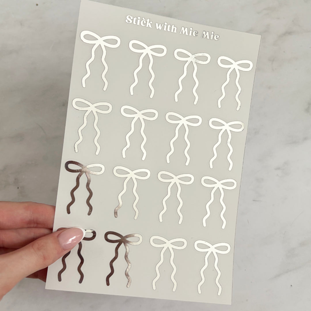 Bow foiled deco